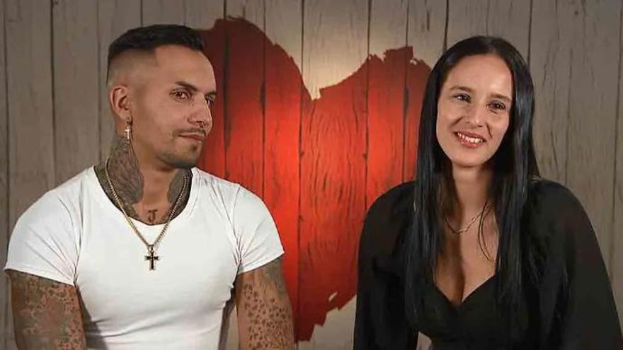 El soltero de First Dates que mueve objetos con la mente: &quot;Lo aprendí en Matrix&quot;