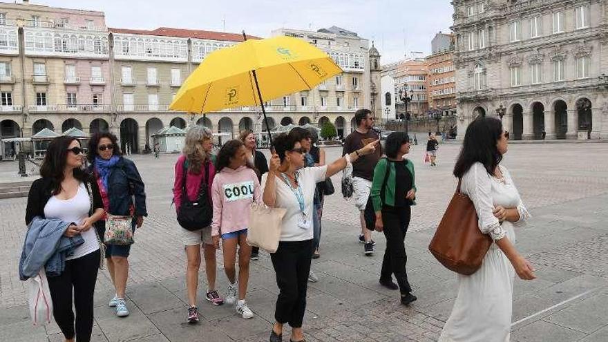 La Asociación Apit Coruña pone fin a sus visitas veraniegas por la ciudad