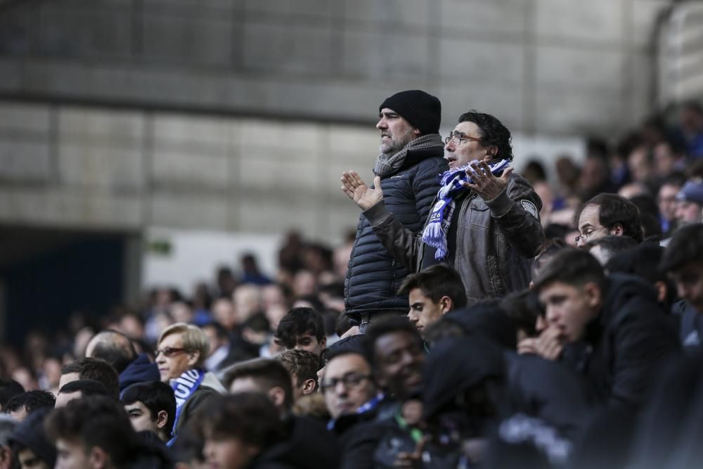 El partido entre el Oviedo y el Alcorcón, en imágenes