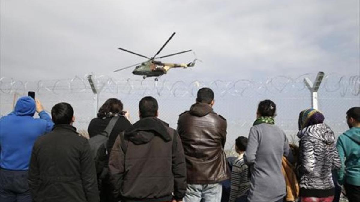 Refugiados en la frontera de Idomeni, entre Macedonia y Grecia.