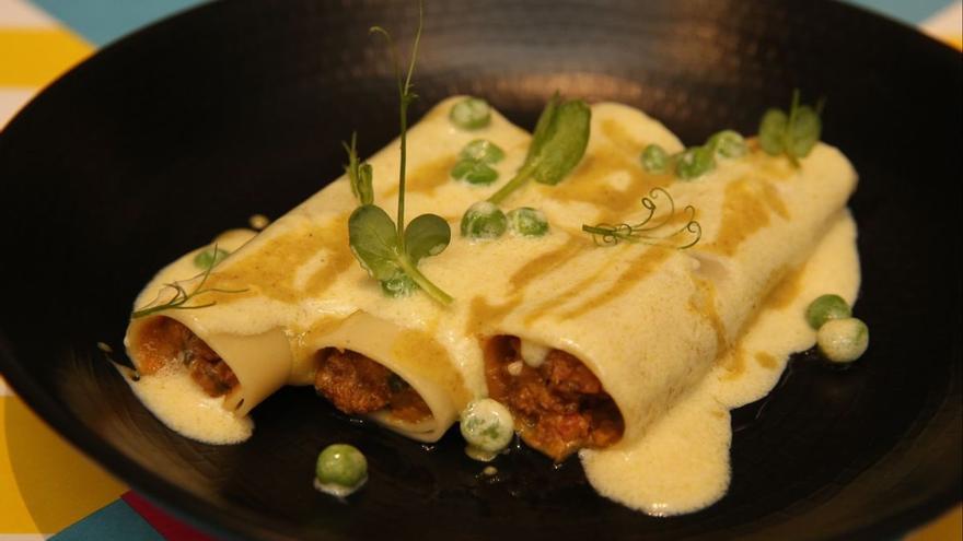 Canelones rellenos de ternasco con salsa de trufa