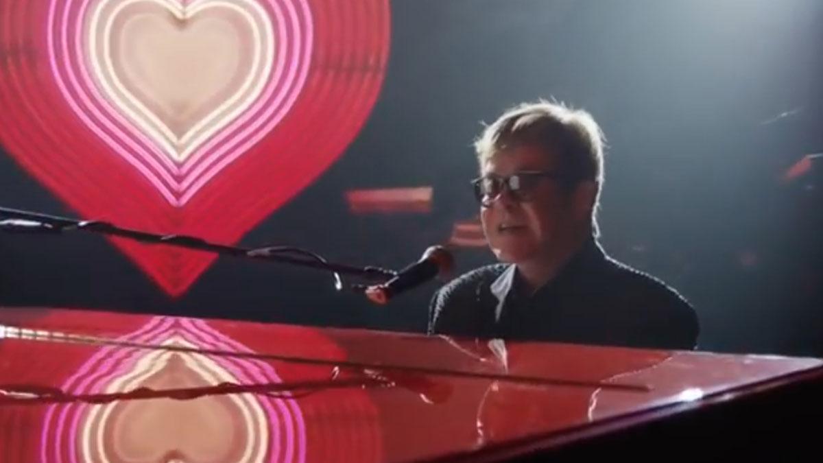 Anuncio de la cadena de tiendas John Lewis, con Elton John como protagonista