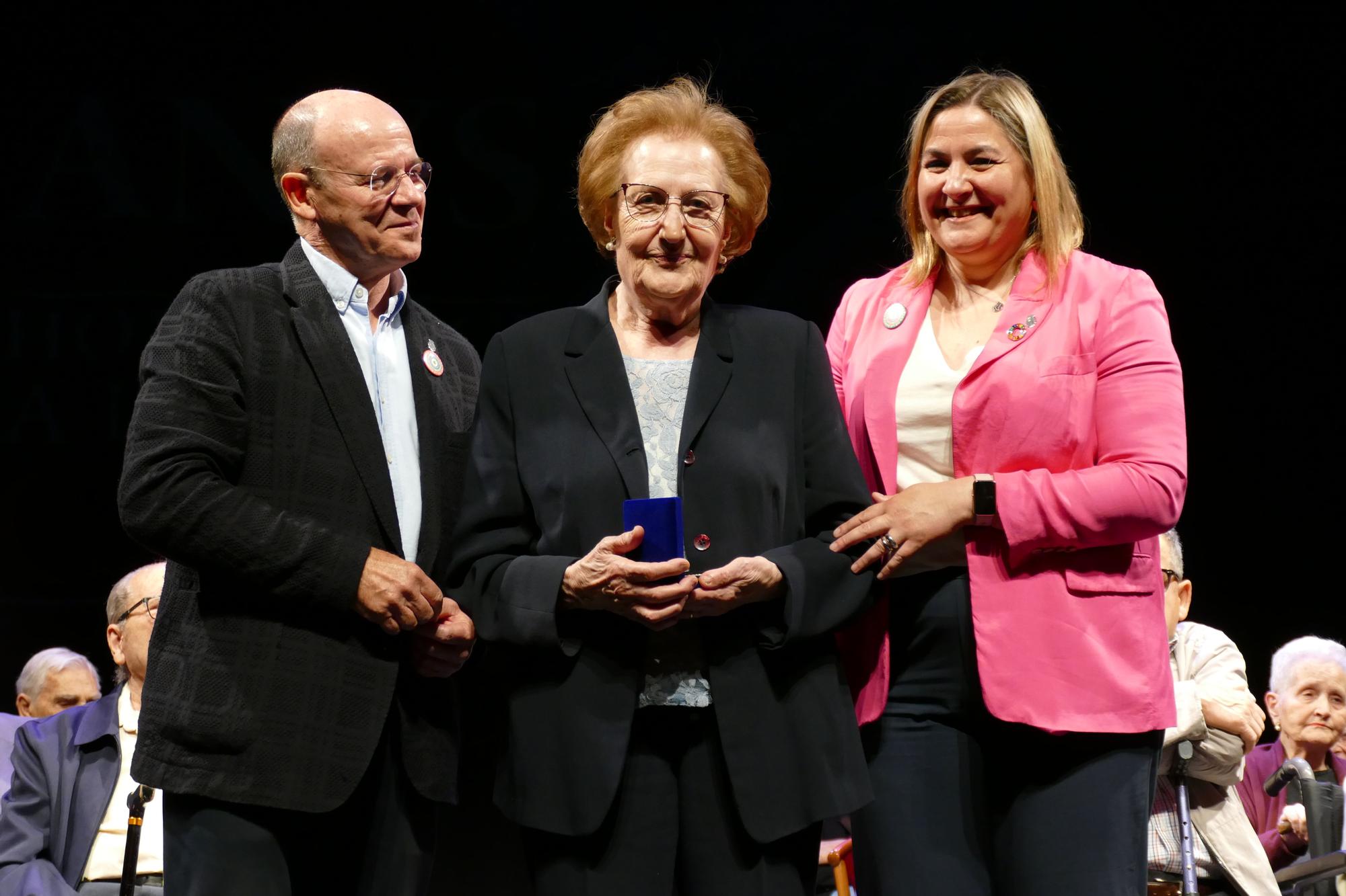 Totes les imatges de l'acte d'homenatge a les persones que celebren 90 anys aquest 2023