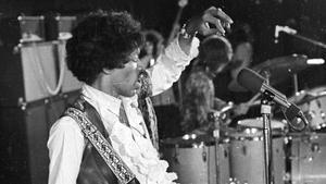 Jimi Hendrix, durante un concierto