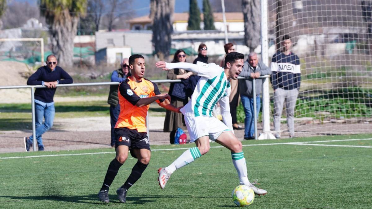 El Córdoba B vence a la Lebrijana y prosigue con su remontada