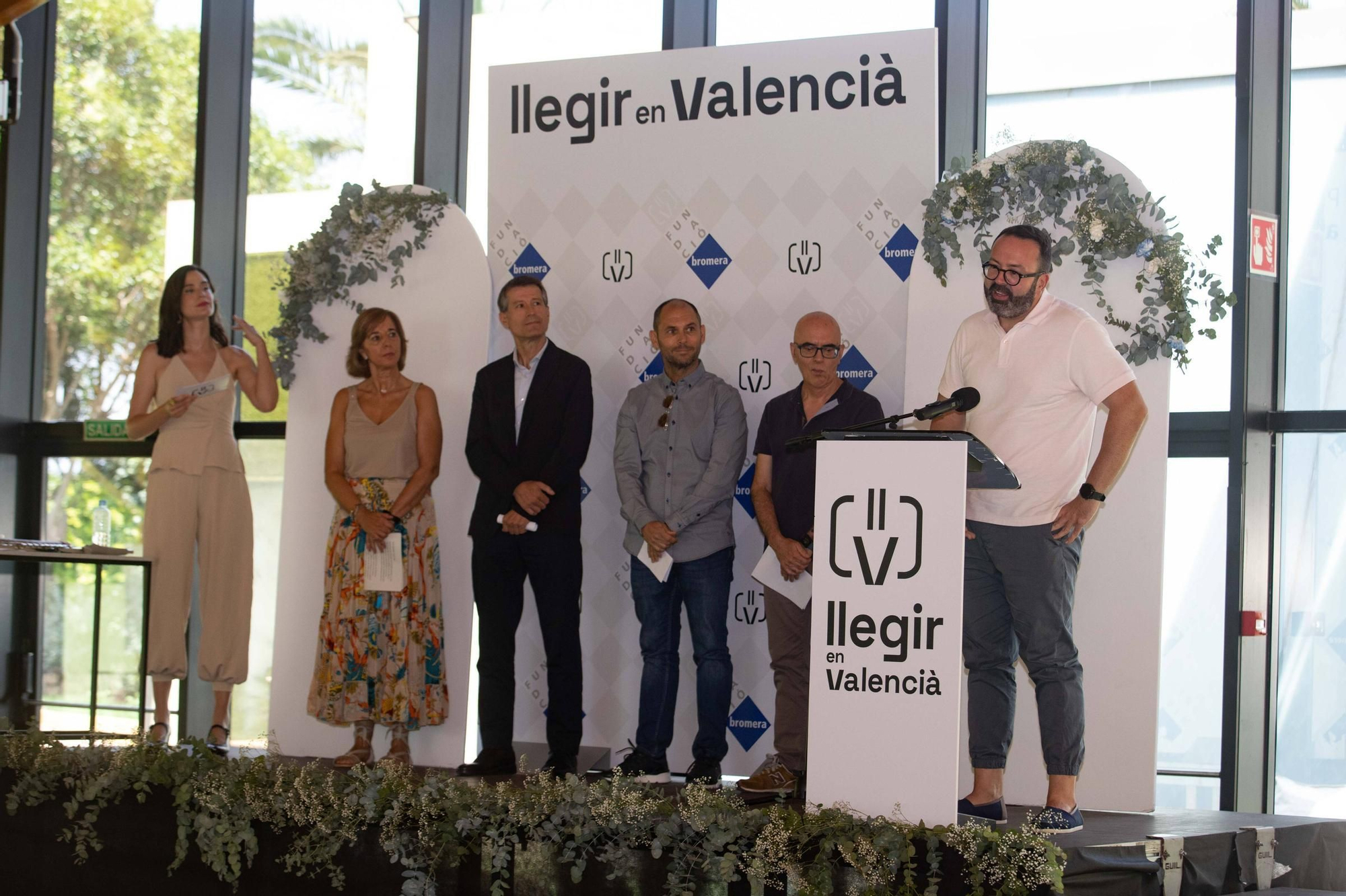 La Fundació Bromera per al Foment de la Lectura presenta la campanya «Llegir en valencià, la memòria de l’aigua» a la Sala Rex d’Alzira
