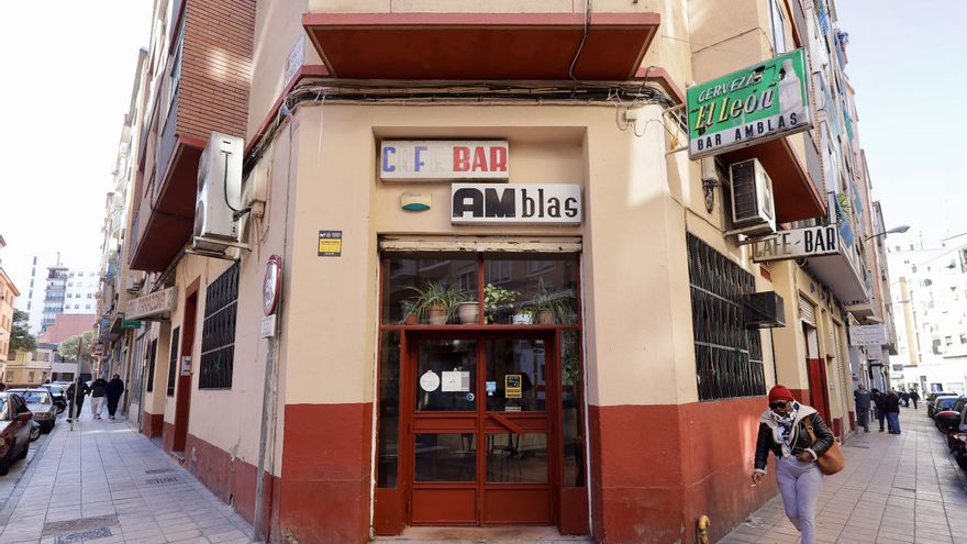 El bar de Delicias con comida de la abuela y un vermú casero que enamoró a Violadores del Verso