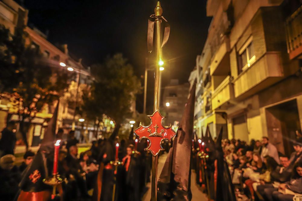 Nuestro Padre Jesús de la Caída lució símbolos de luto por el fallecimiento de María Dolores Castejón, Porta Guión de este año que falleció recientemente