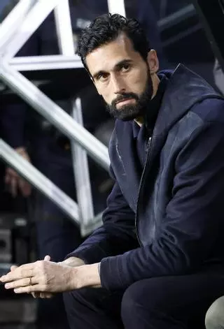 ¡Mbappé no sale de inicio y revolución en el once del City para buscar la remontada!