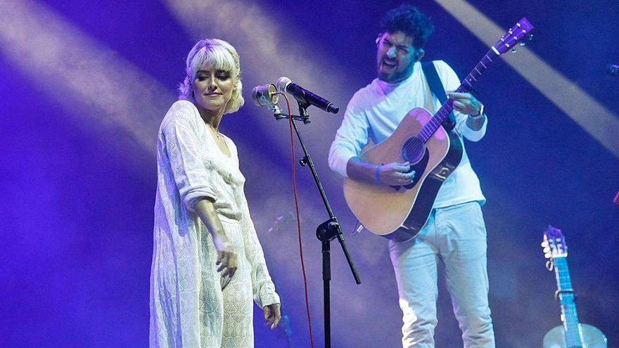 Alba Reche transporta a los avilesinos a su &quot;quimera&quot; musical