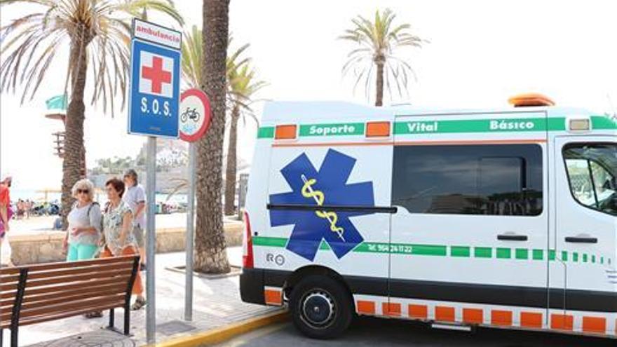 Peñíscola paga su ambulancia al no recibir la ayuda del Consell