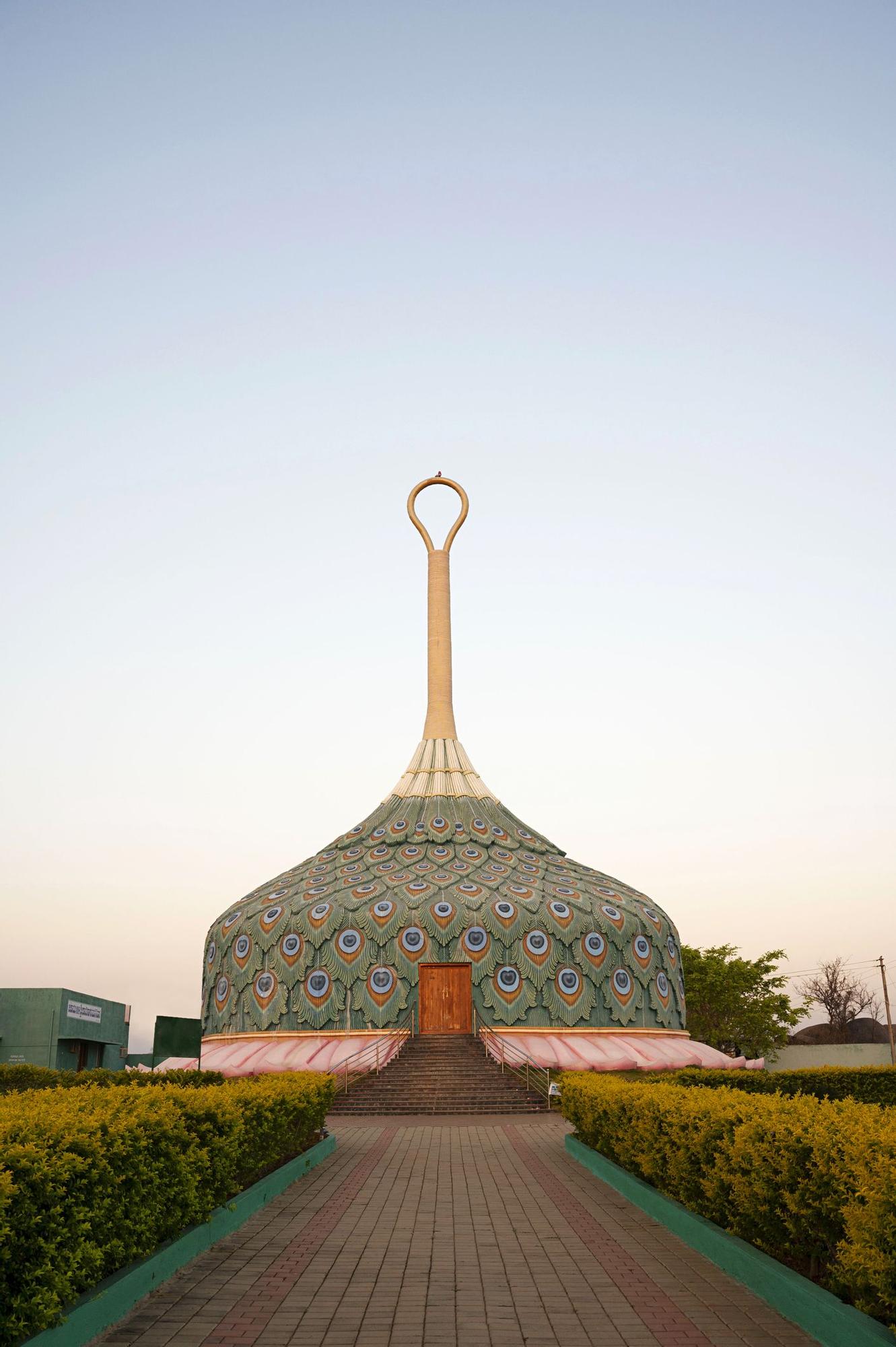 El templo del pavo real al atardecer.