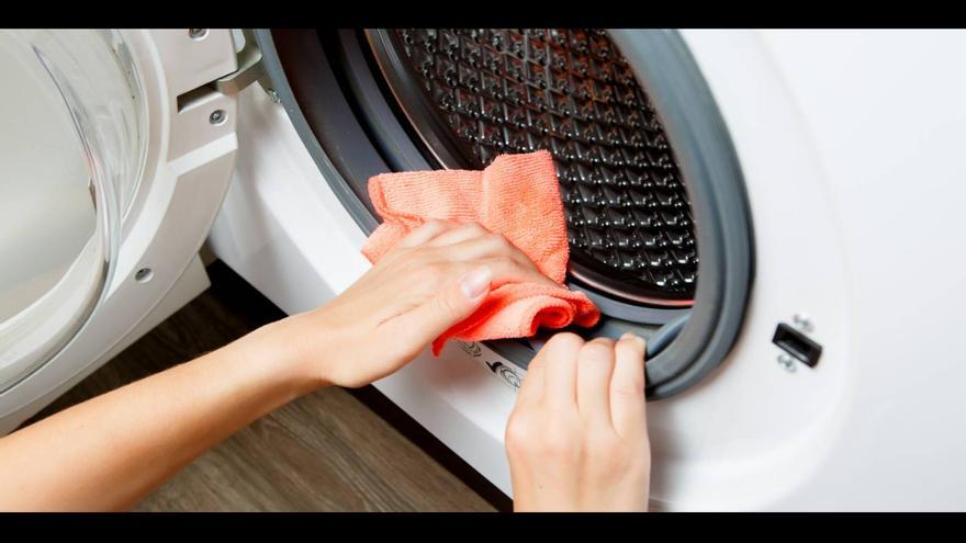 Cómo limpiar la lavadora por dentro y por fuera paso a paso sin problemas