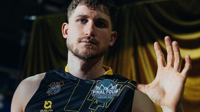 Héctor Alderete: "Cada entrenamiento con jugadores como Huertas o Shermadini es una masterclass"