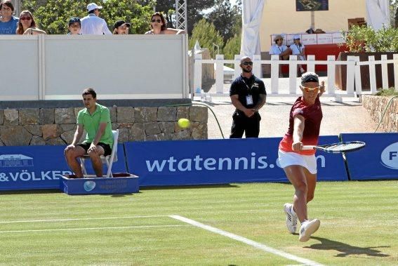 Santa Ponça als internationaler Tennis-Schauplatz: Die Starterliste ist mit Namen wie Muguruza, Ana Ivanovic, Sabine Lisicki oder auch Jelena Jankovic prominent besetzt.