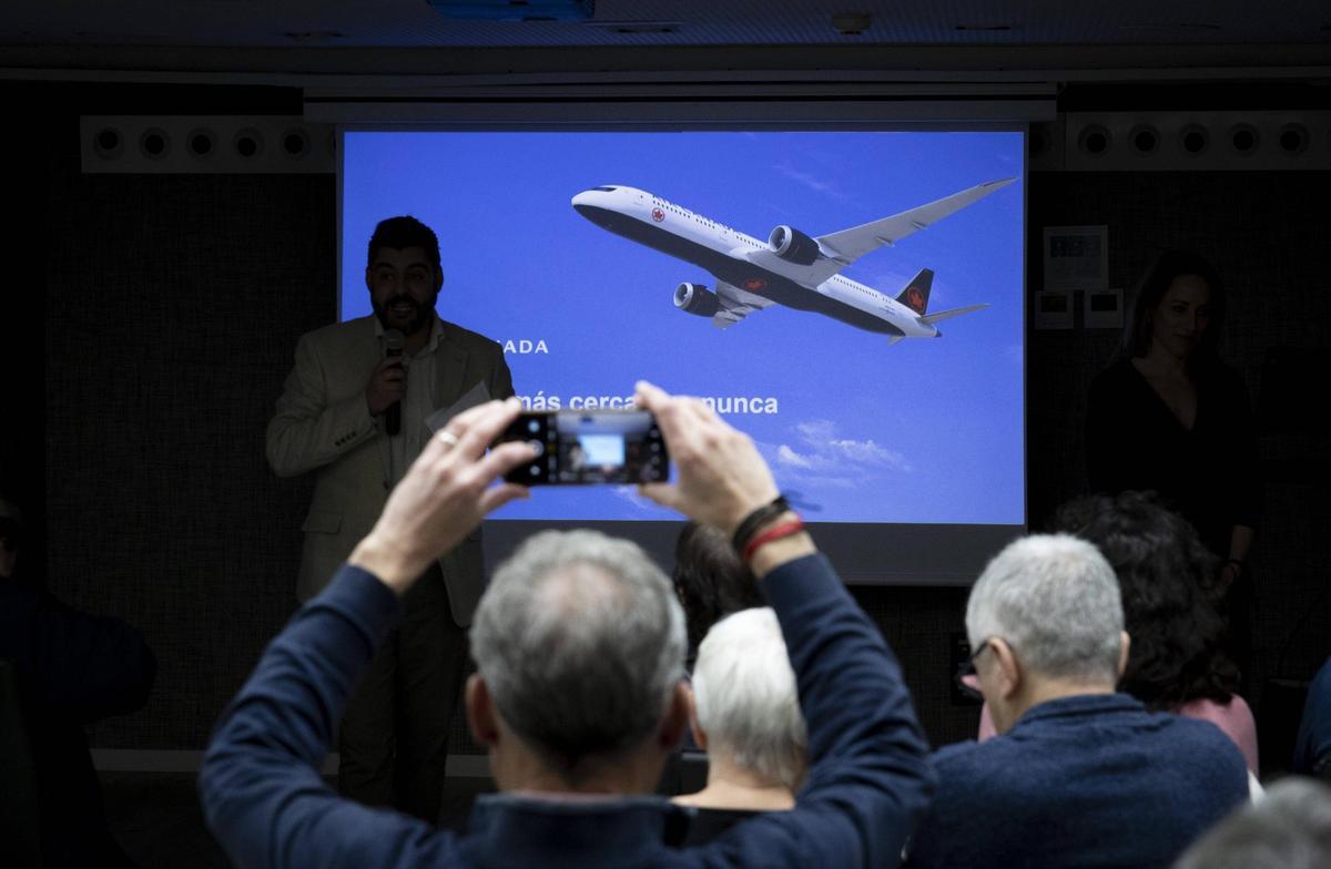 Agentes de viajes convocados por Aviba en la presentación de Air Canadá en el hotel  Innside Palma Bosque, en Palma.