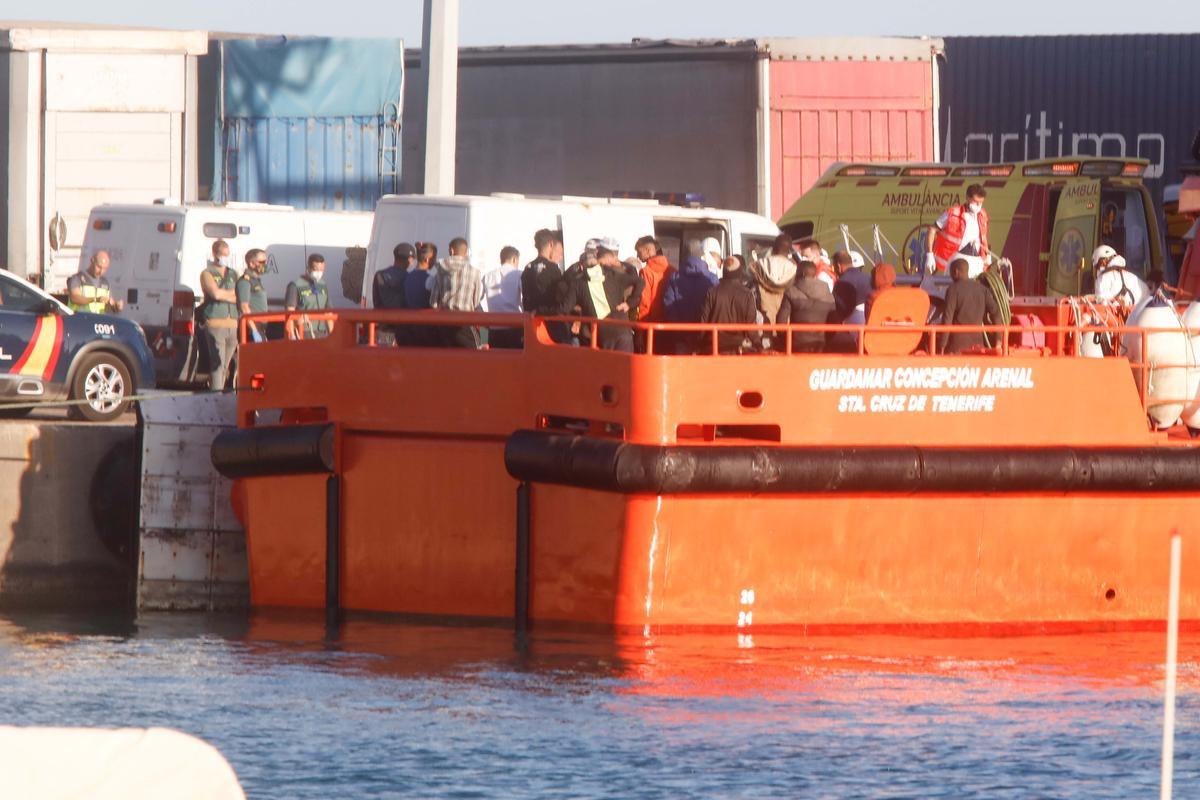 Muere un migrante en una patera localizada al sur de Formentera