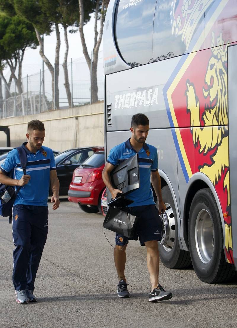 Fotogalería de la salida del equipo en bus a La Coruña