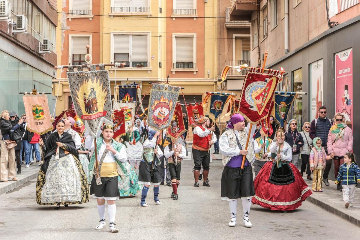 Elda celebra el Medio Año de sus Fallas