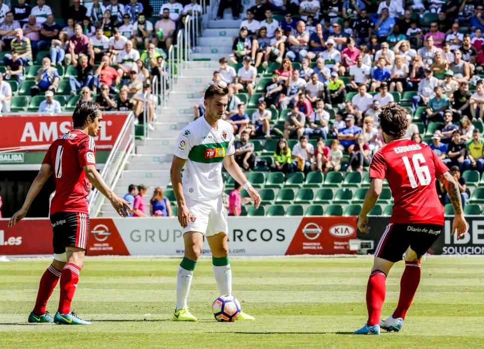 Debacle del Elche ante el colista