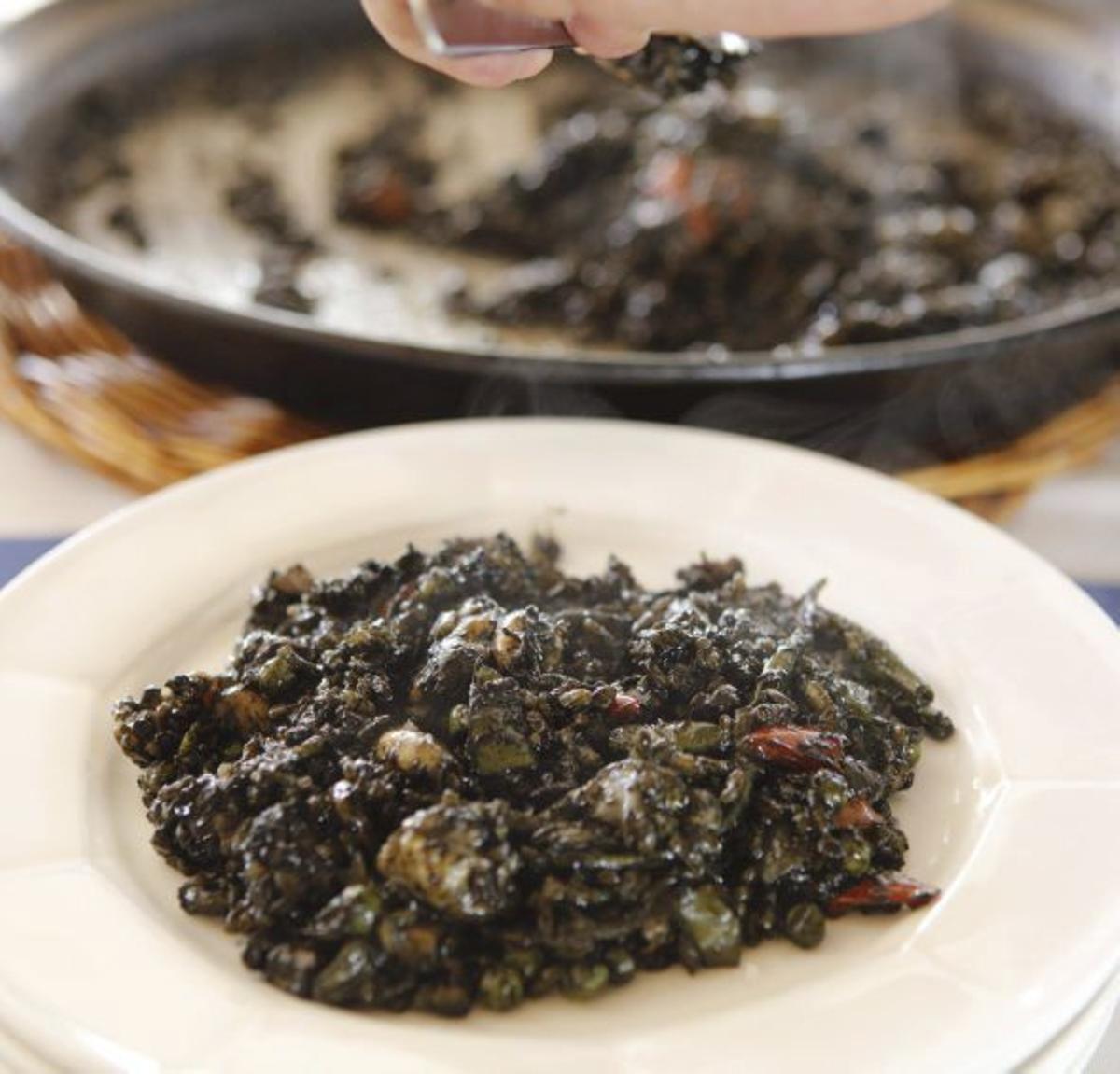 Nimo’s: Cremige Paella mit Hummer und Paella mit Kabeljau und Gemüse.  | FOTOS: NIMO’S