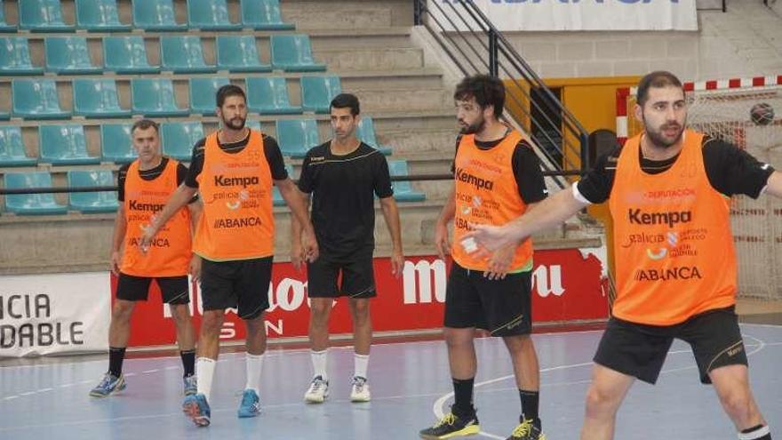 Soliño, Potic, Chapela, Castro y Cerqueira en un entrenamiento. // S.Á.