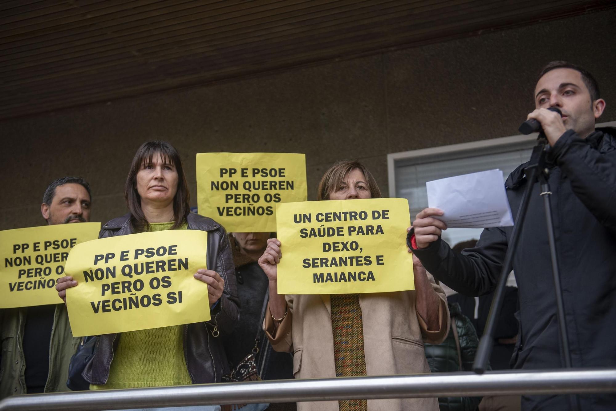 Protesta en Mera para exigir la mejora integral del centro de salud