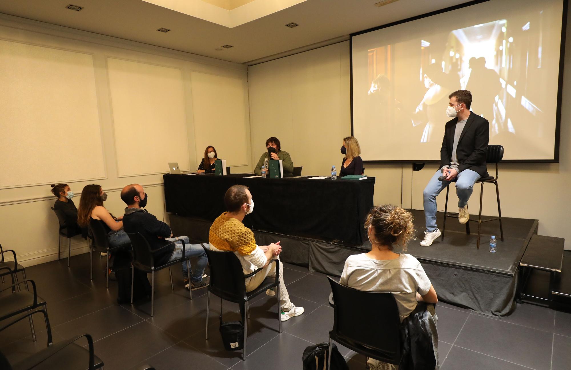 Presentación del libro "Mirando con Calma".