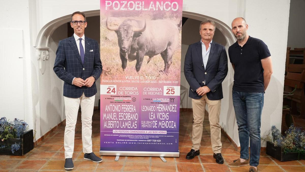 Autoridades, en el acto de presentación de la feria taurina de Pozoblanco.