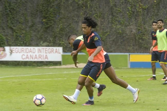 ENTRENAMIENTO DE LA UD LAS PALMAS EN BARRANCO ...