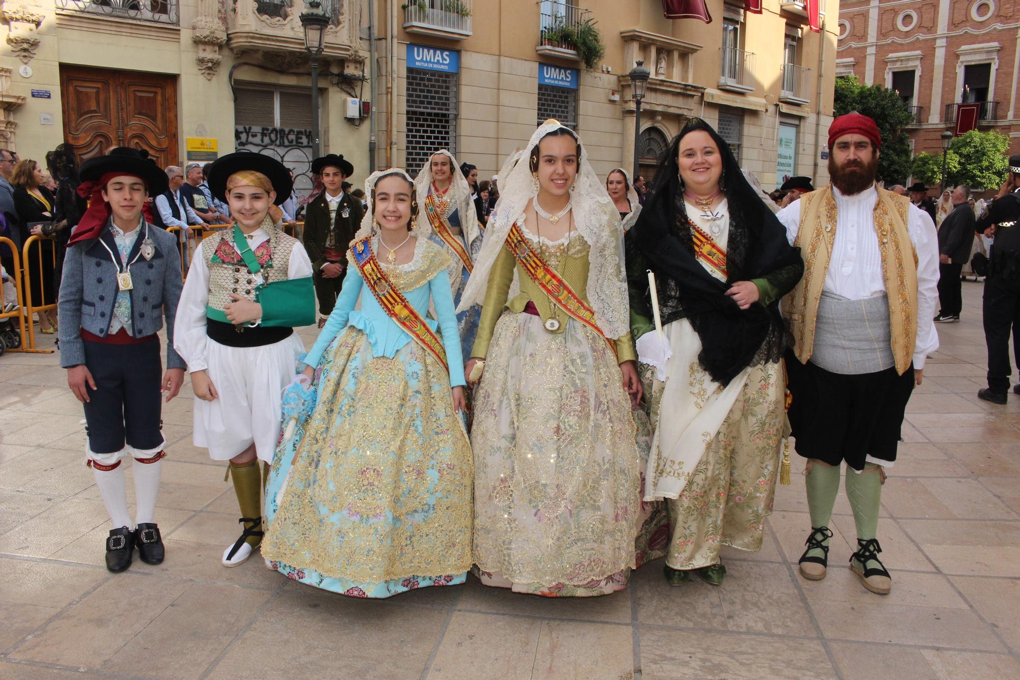 La fuerza de las Fallas en la Procesión de la Virgen (II)