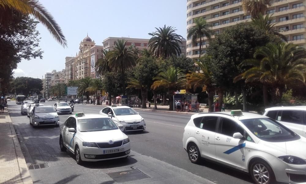 Manifestación de taxistas en contra de Cabify.