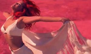 Videoclip de la cançó ’Only girl’, inclosa en el disc ’Loud’ de la cantant caribenya.