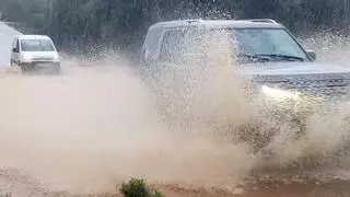 Lee aquí la noticia | Desbordamientos, cortes de carreteras y pequeñas inundaciones: el paso de la dana por Mallorca deja 38 incidentes