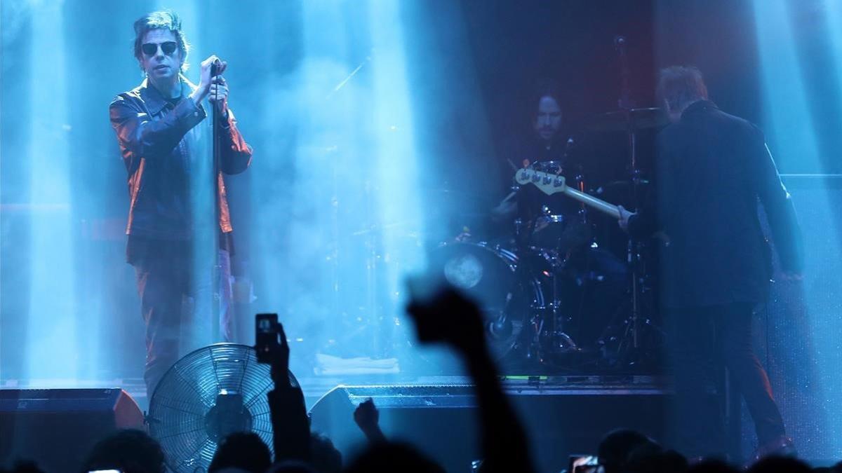 Ian McCulloch, en el concierto de Echo &amp; The Bunnymen en Razzmatazz