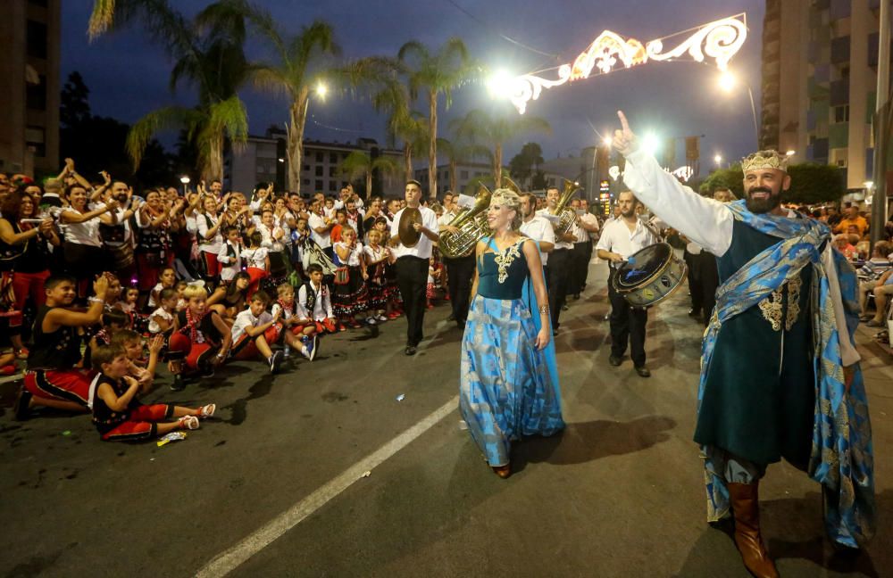 Entrada de bandas en La Vila