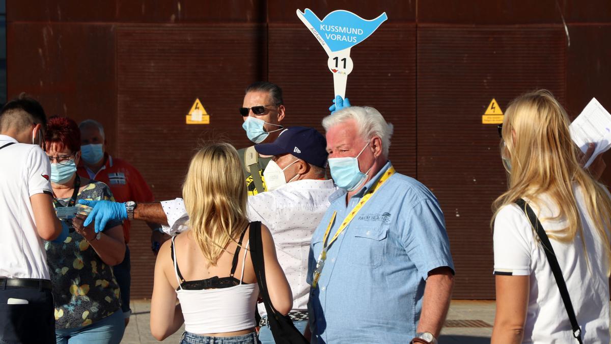 Llega el primer crucero internacional al puerto de Málaga tras la pandemia