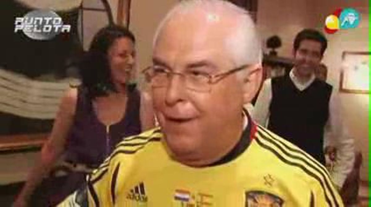 El diplomàtic Francisco Fernández Fábregas, durant la celebració del triomf d’Espanya davant França a l’Eurocopa.