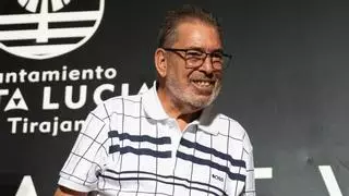 Pacuco Rosales, medalla de oro en el centenario de la Federación Interinsular de Fútbol de Las Palmas: “Este reconocimiento se lo dedico a mi mujer”