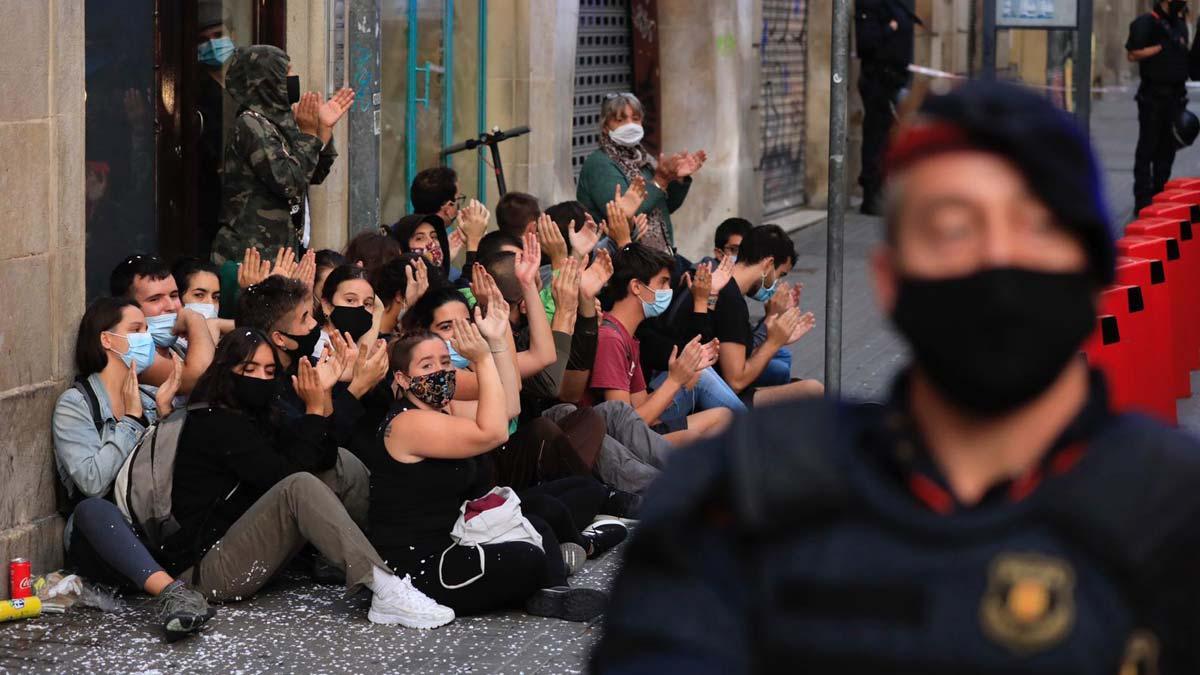 Intento de desahucio en La Rambla, 75.