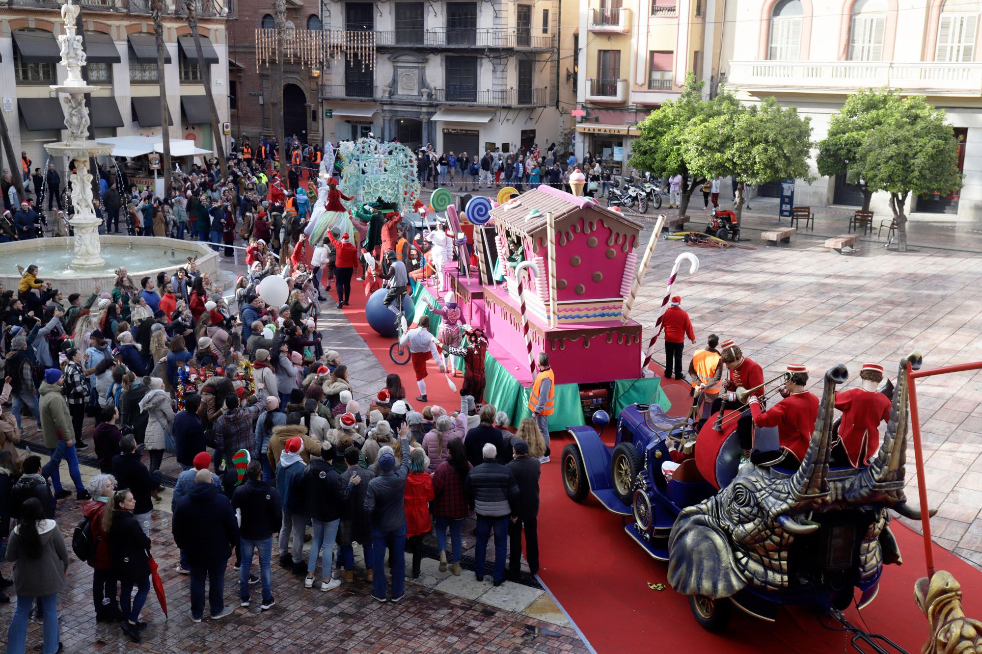 Prosigue el rodaje de la serie de Netflix 'La chica de nieve' en Málaga