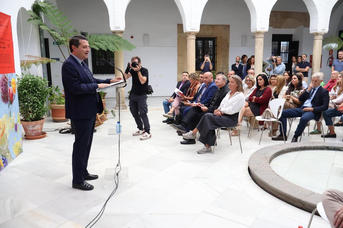 El alcalde de Córdoba, José María Bellido, durante la presentación.