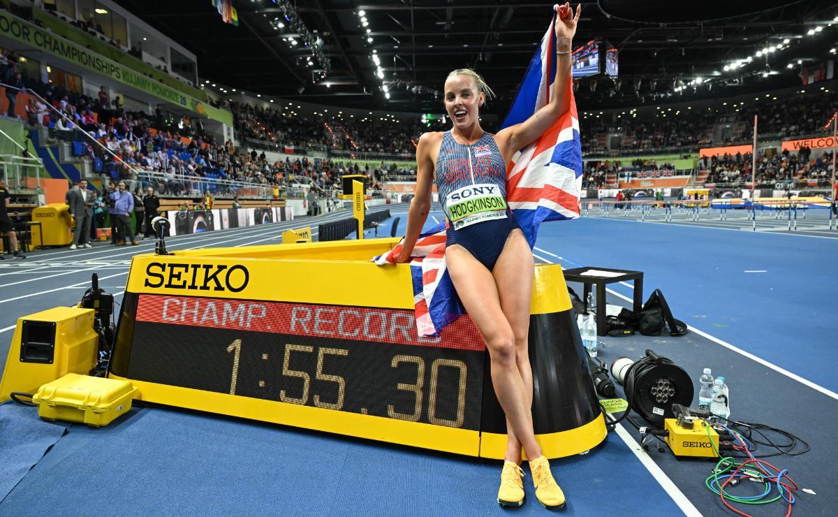 Keely Hodgkinson sigue acumulando éxitos