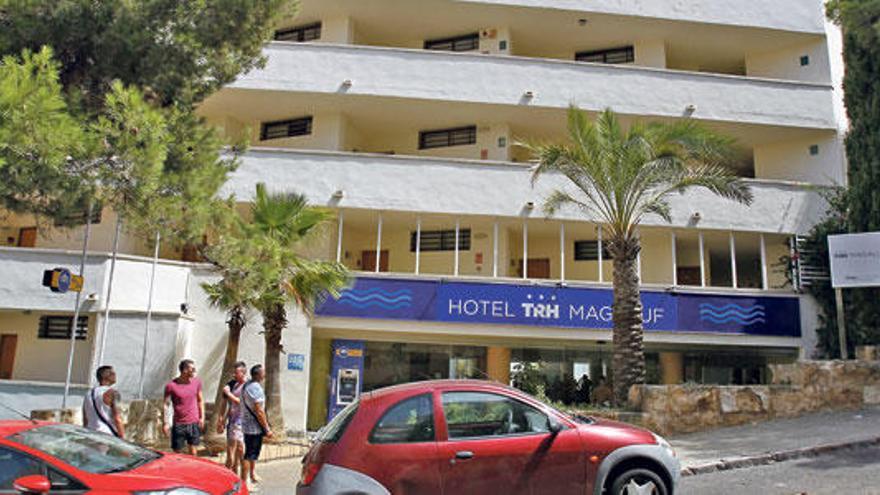 Otro joven británico grave al precipitarse de un hotel en Magaluf