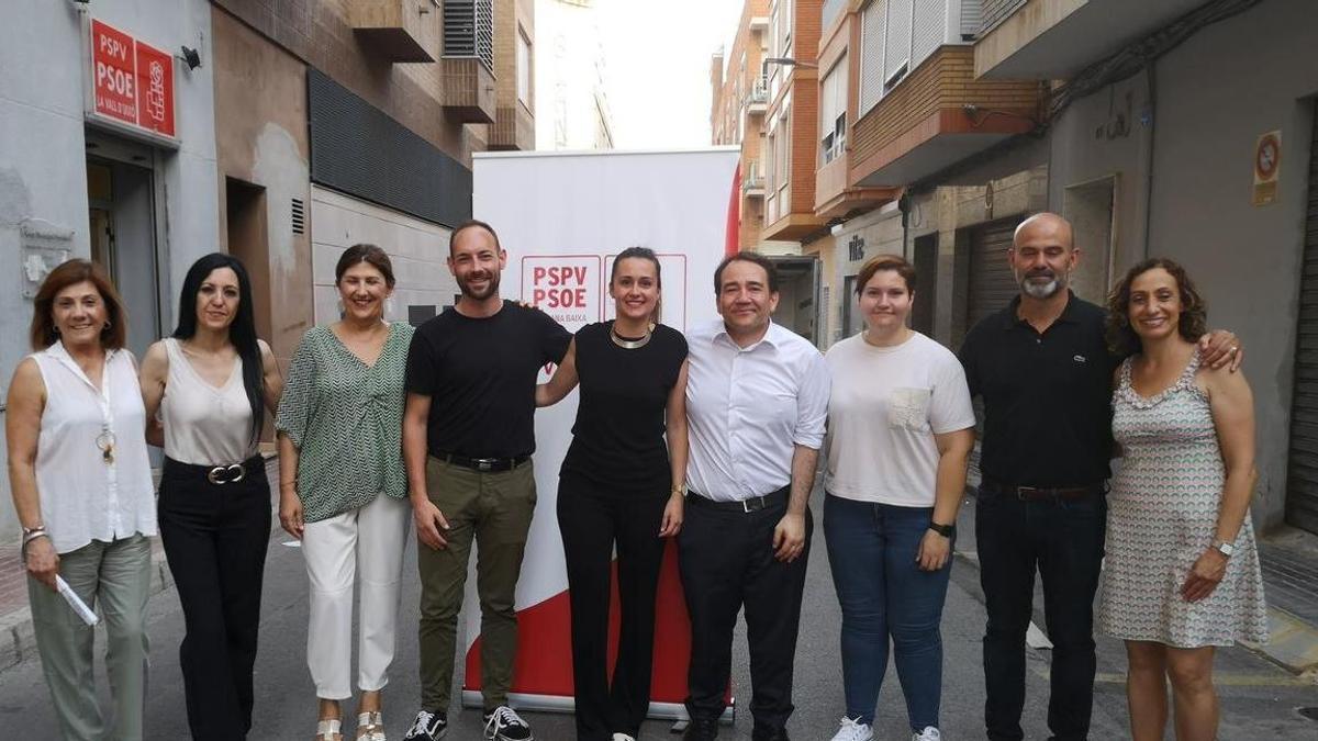 Baños anunció que volverá a presentarse como candidata a la alcaldía de la Vall por el PSOE.