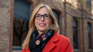 La rectora de la UOC, Àngels Fitó, tras mantener la entrevista con EL PERIÓDICO, en Barcelona.