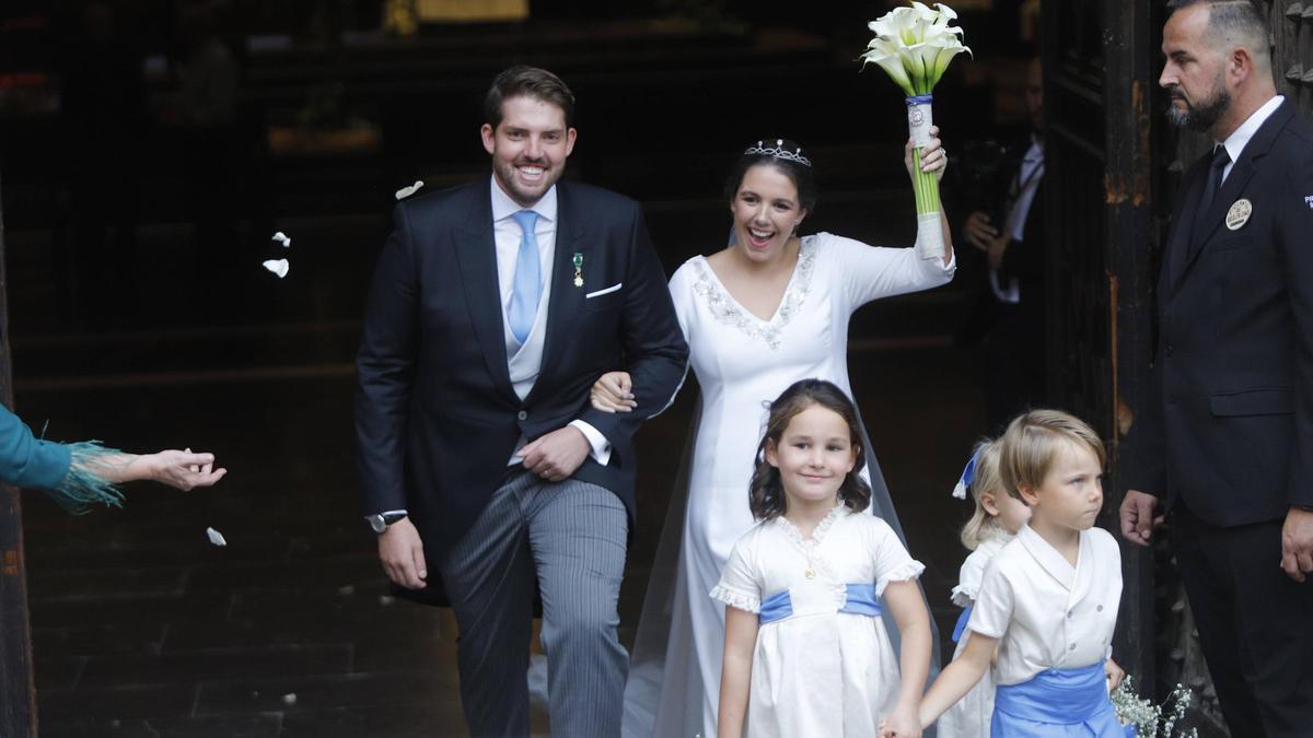 El príncipe Louis Nicolas Crépy de Orleans y Carolina Torio se casan en València