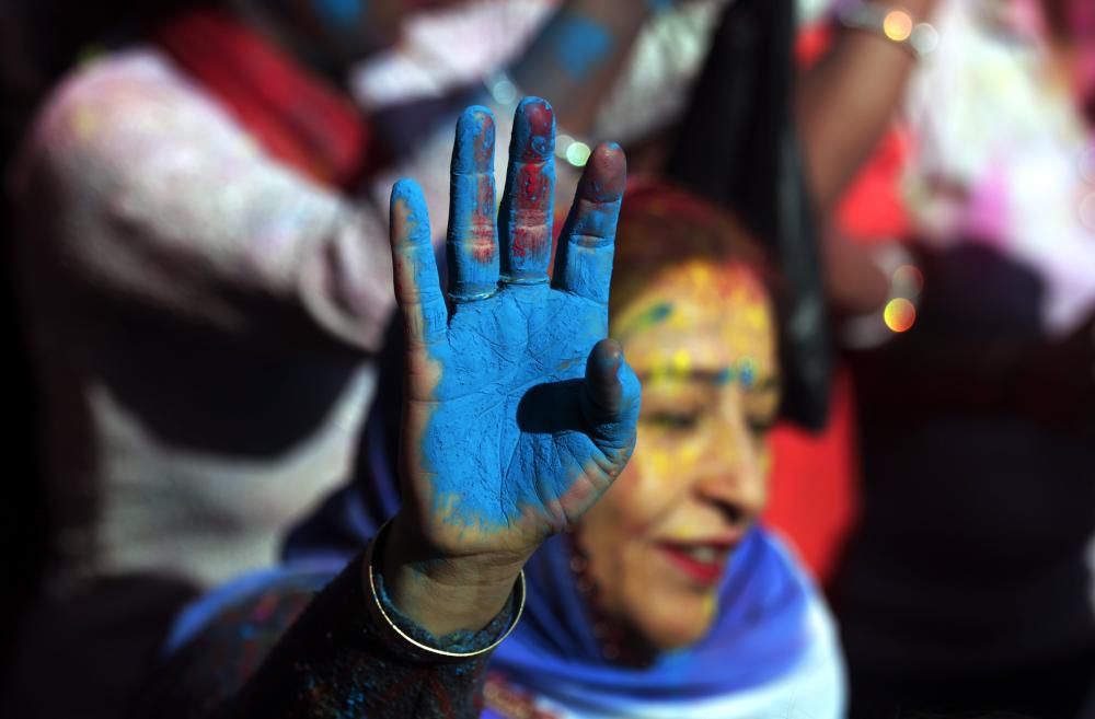 Explosión de color en el festival Holi en India