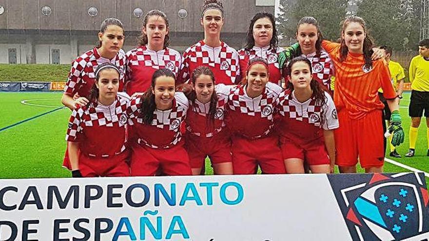 Formación del conjunto Sub-17 de Castilla y León, ayer ante Extremadura.