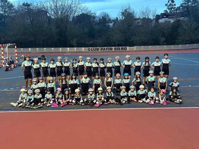 Entrenamiento del Club Patín Siero